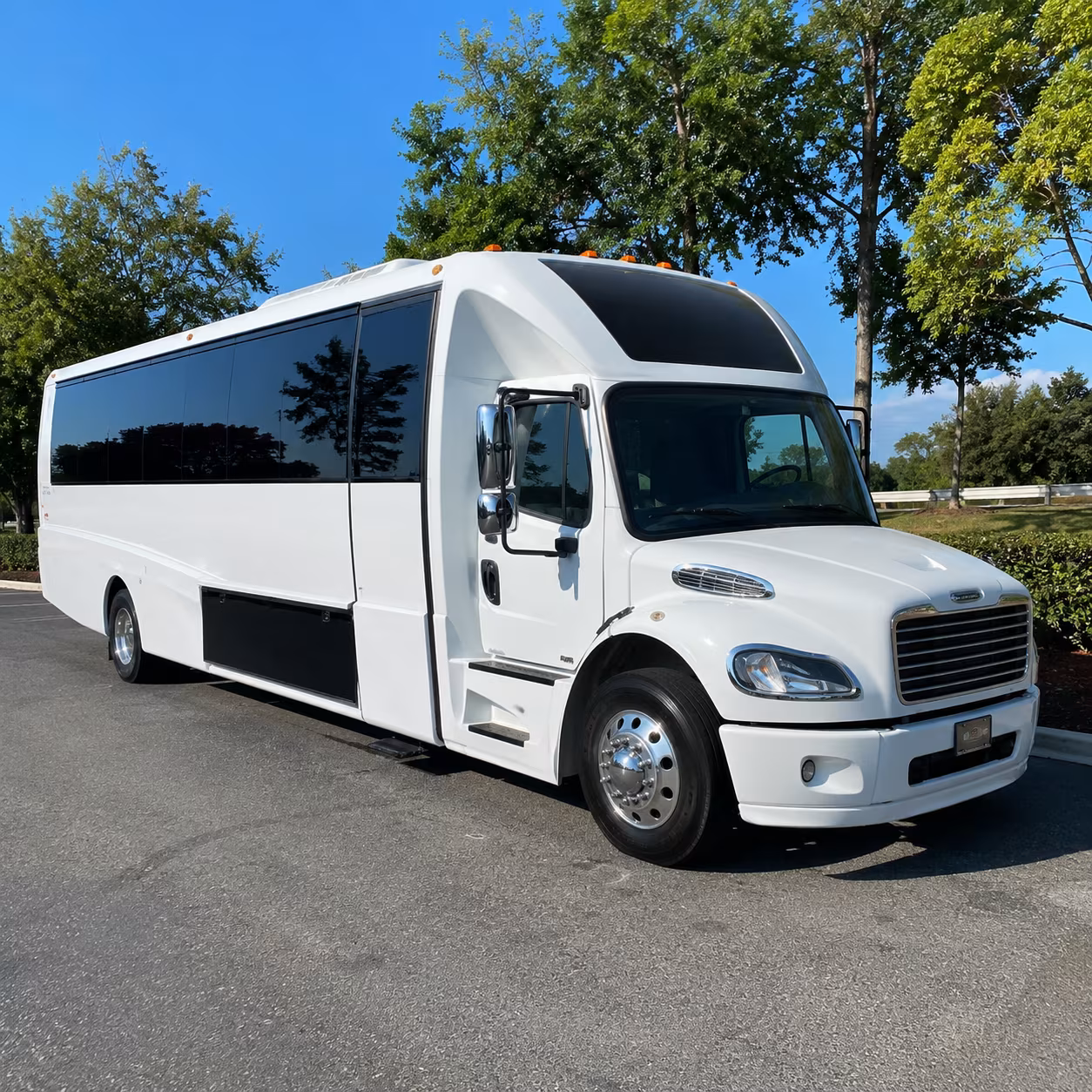 40 Passenger Party Bus Exterior