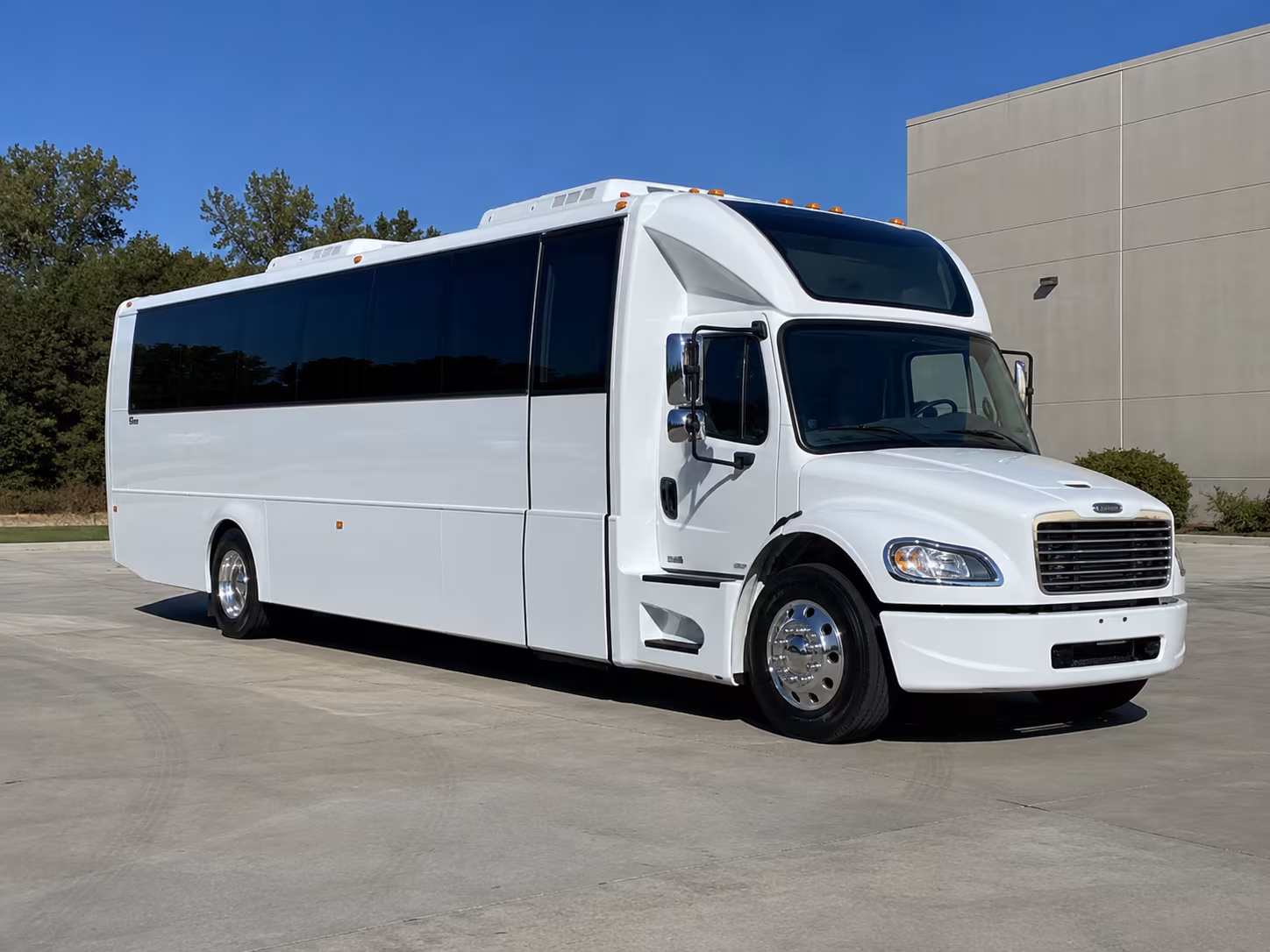 Aurora Homecoming & Prom Party Bus Rentals