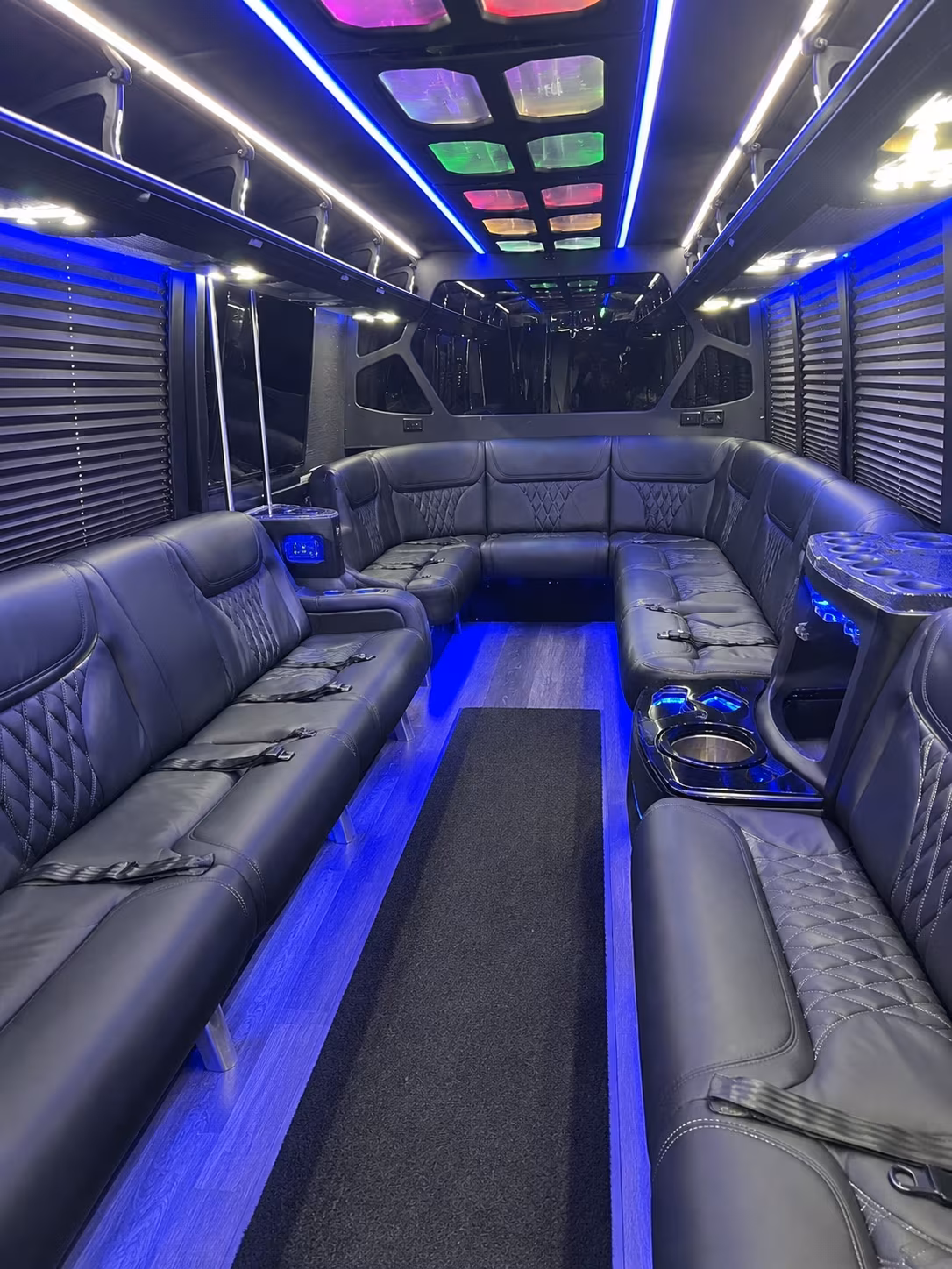 Aurora Winery Tour & Pub Crawl Transportation party bus exterior