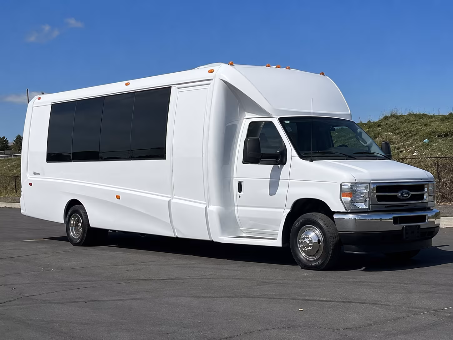 Aurora Winery Tour & Pub Crawl Transportation route planning