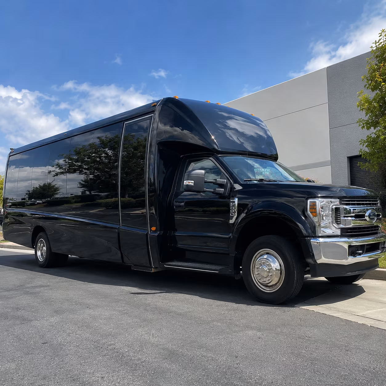 Lakewood School Event & Field Trip Transportation