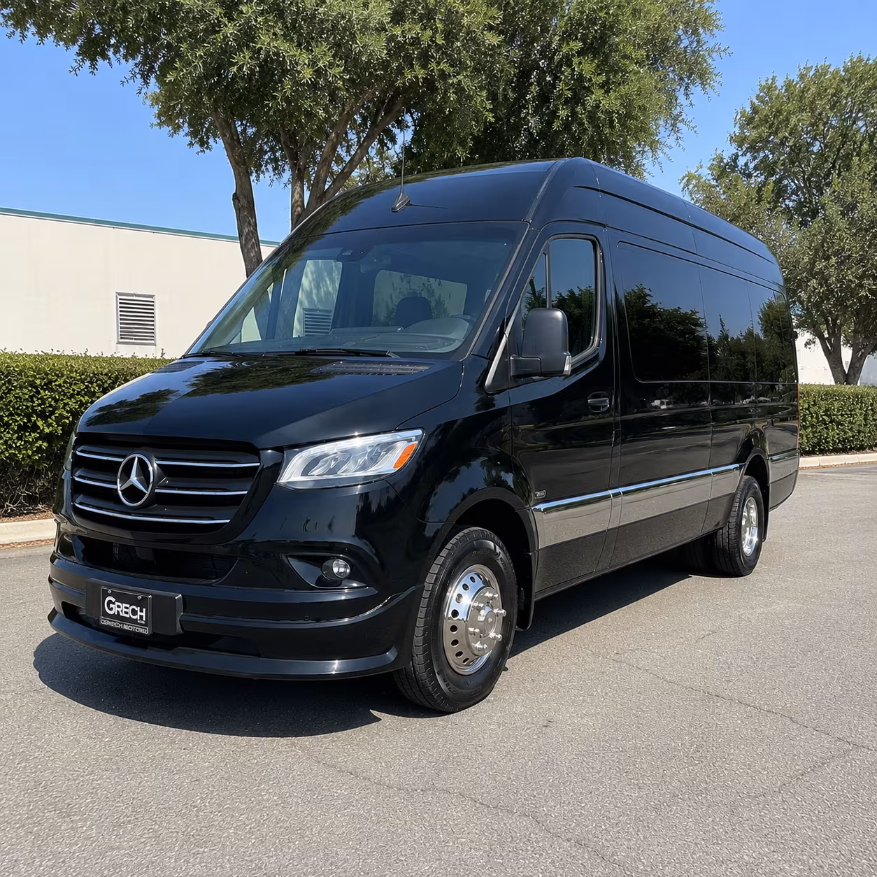 14 Passenger Sprinter Limo Exterior